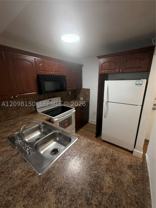 16465 Ne 22nd Ave #412 - Photo 1 of 1