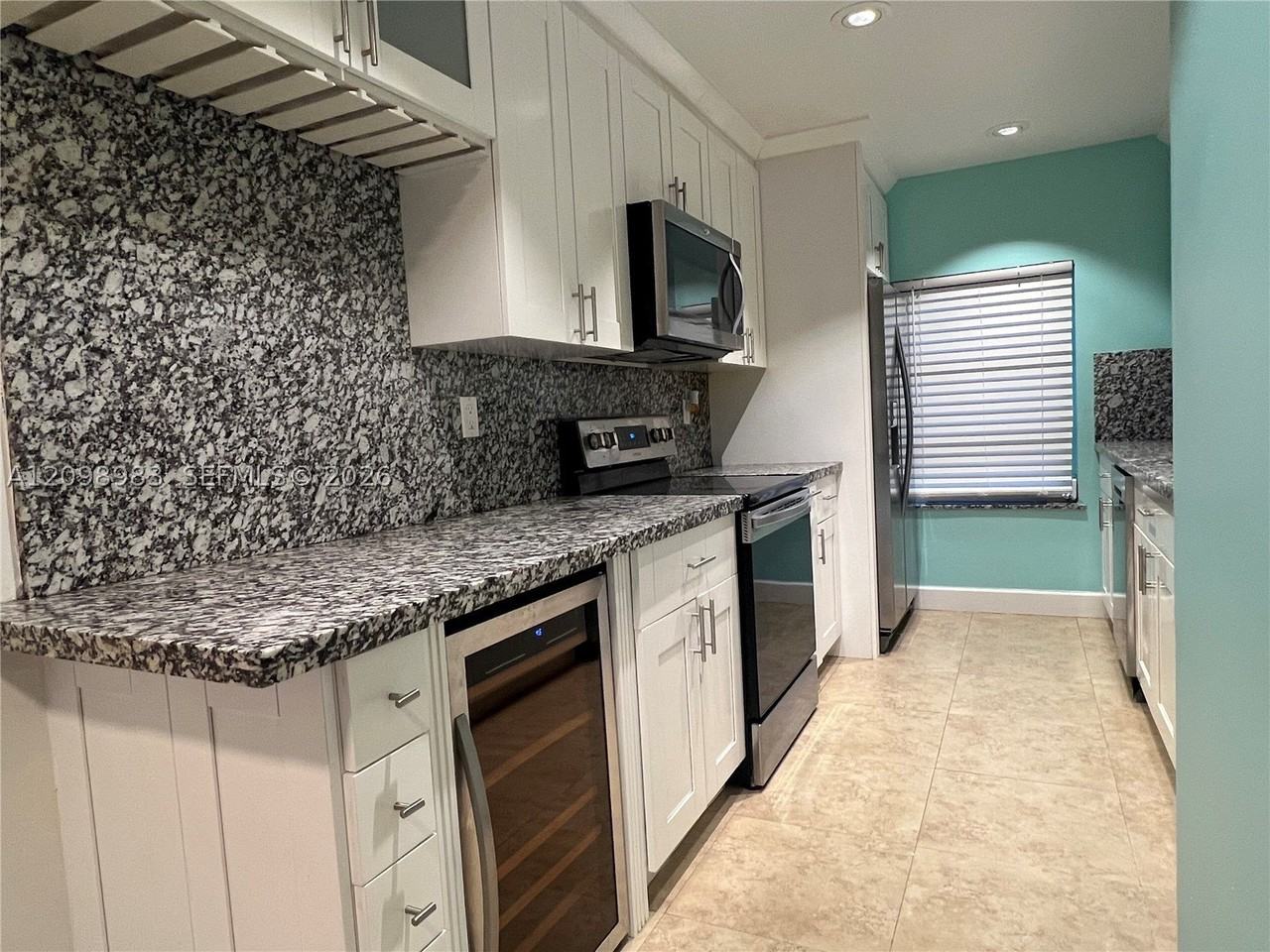 14113 Sw 55th St - Photo 4 of 12