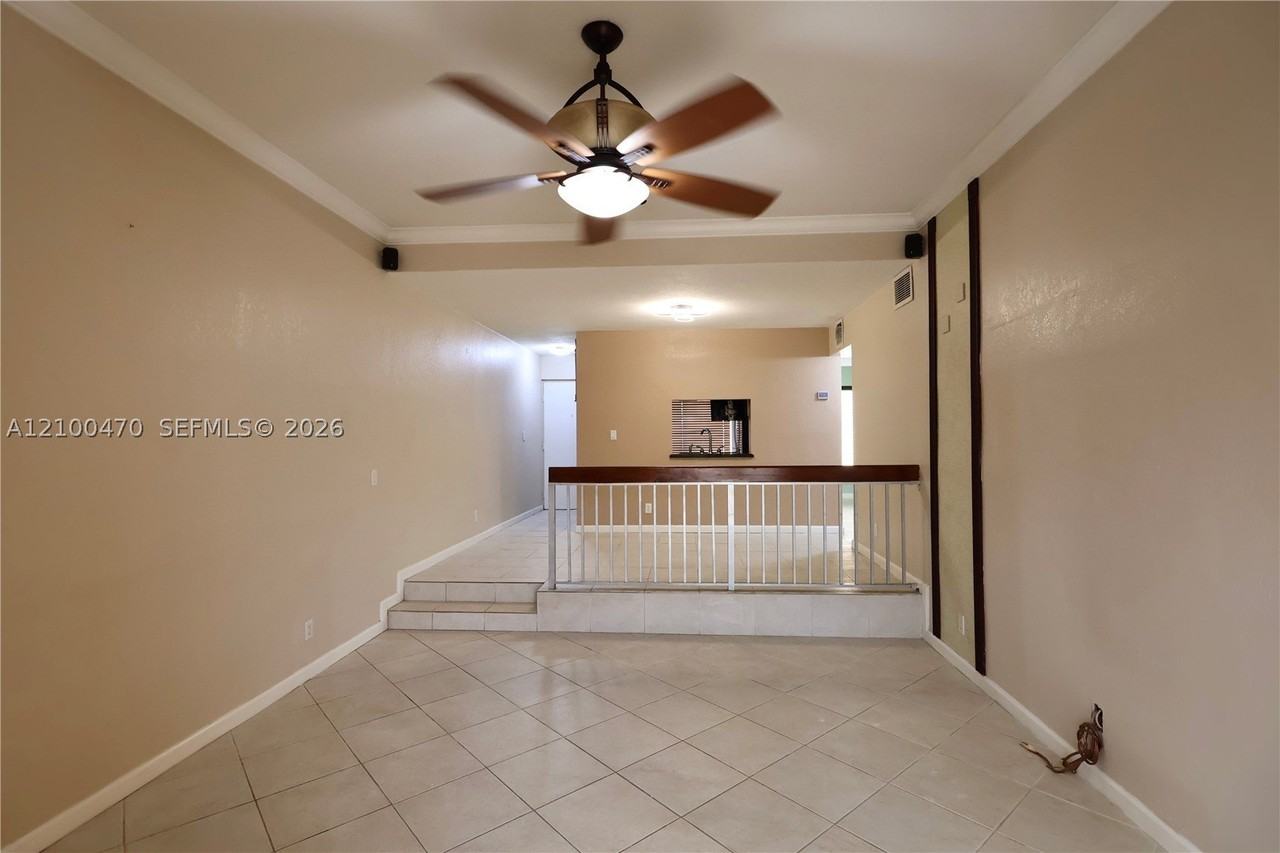 2536 Riverside Dr #211 - Photo 7 of 24