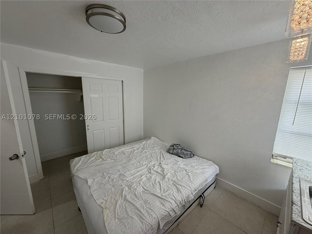 6331 Fillmore St #C - Photo 7 of 17