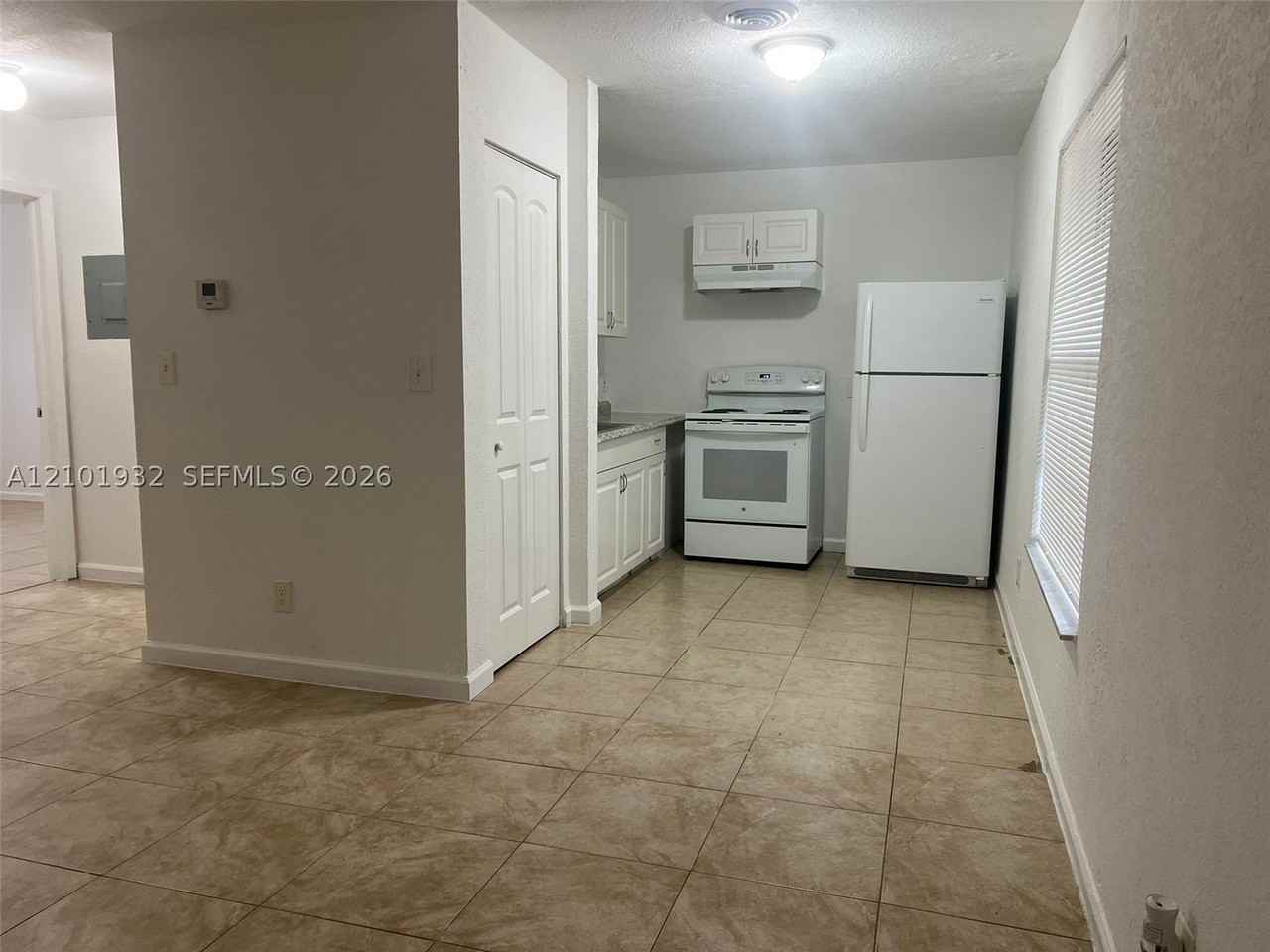 921 Nw 2nd Ave #2 - Photo 7 of 20