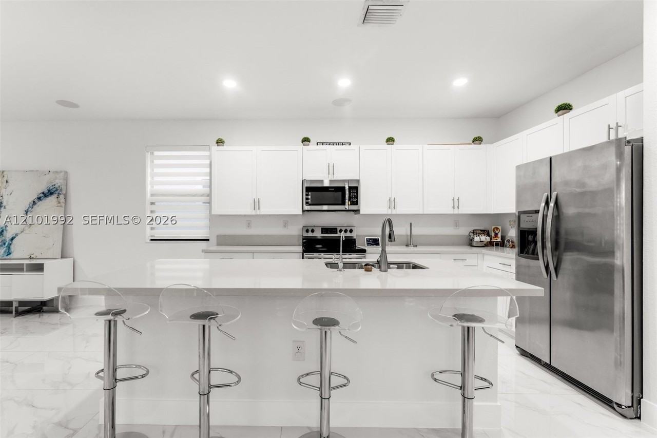 10964 W 35th Ln #10964 - Photo 3 of 31