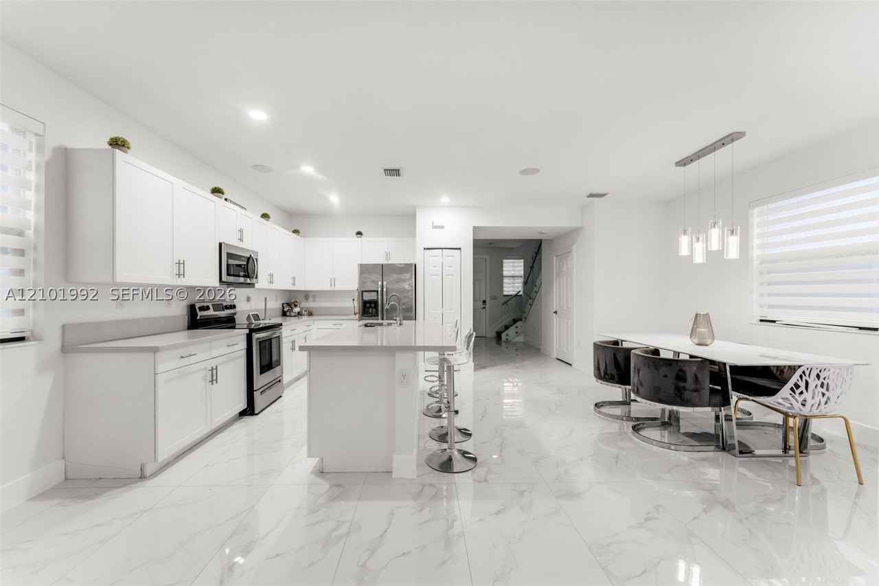 10964 W 35th Ln #10964 - Photo 4 of 31