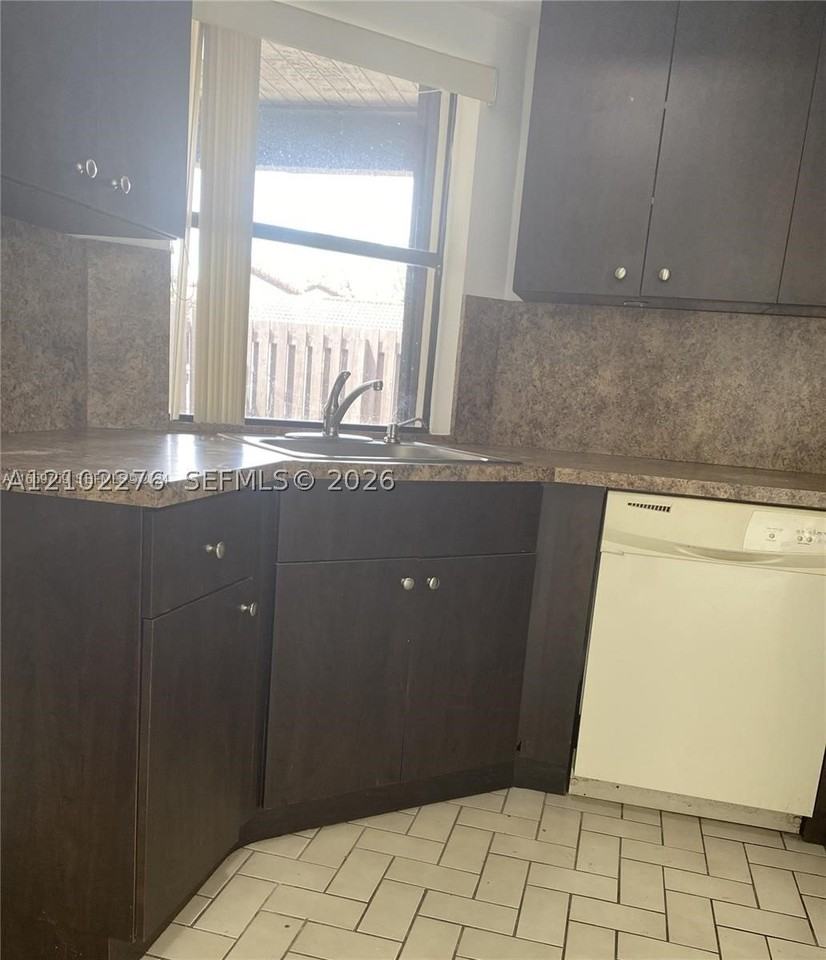 4865 Sw 149th Ct #14H - Photo 2 of 10