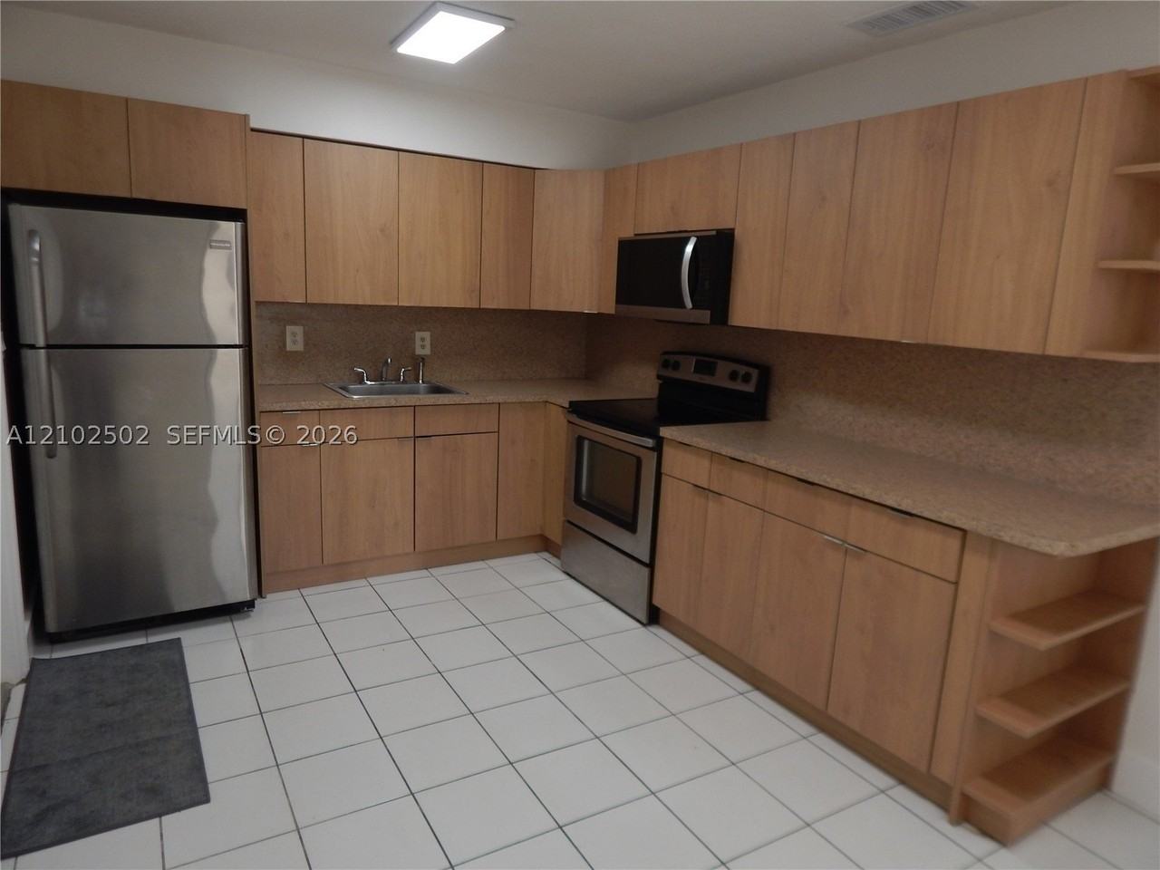 201 Sw 80th Ave #1 - Photo 2 of 10