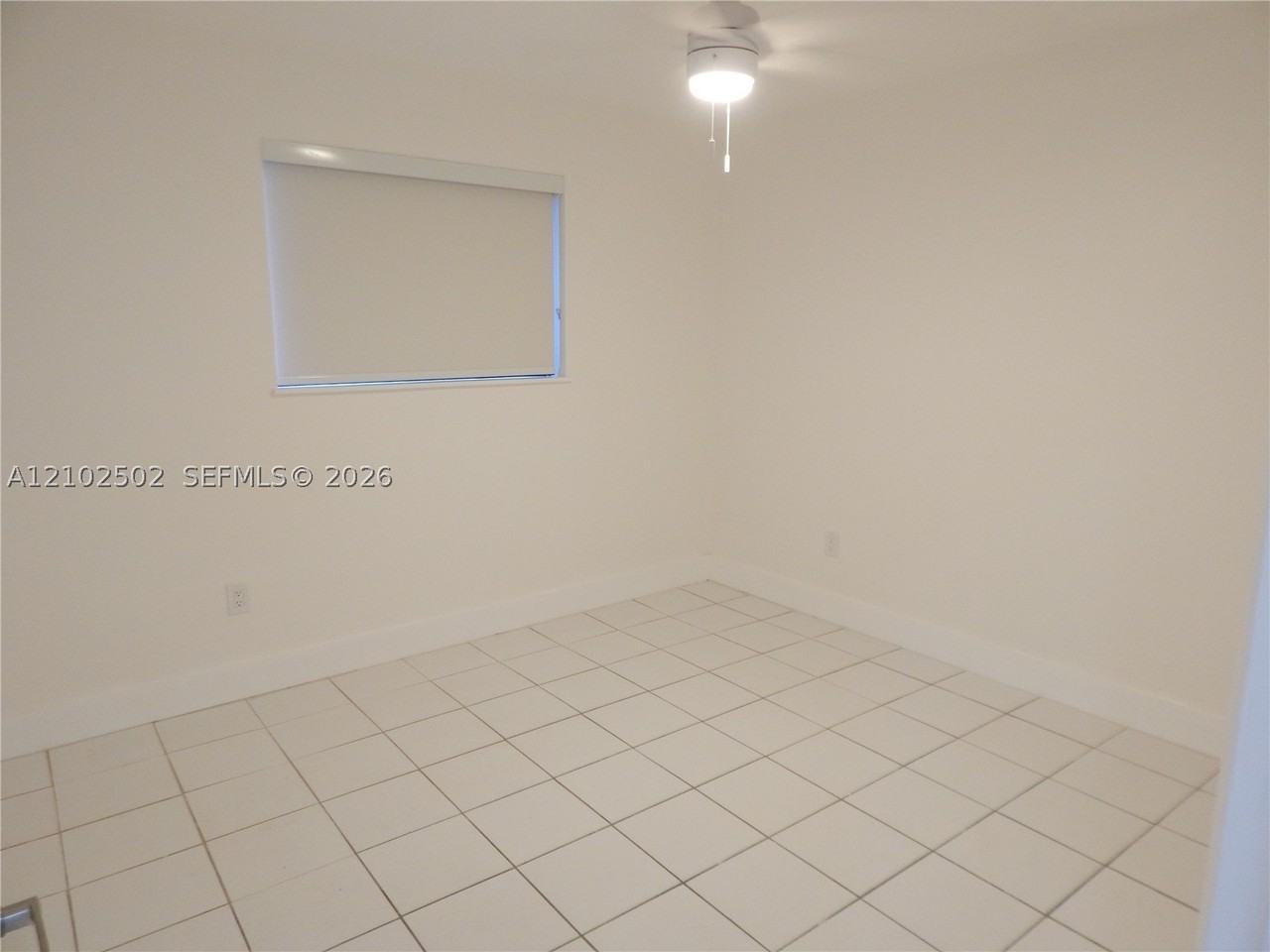 201 Sw 80th Ave #1 - Photo 3 of 10