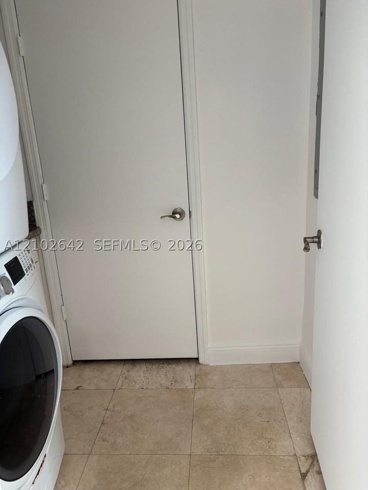 15051 Royal Oaks Ln #1606 - Photo 3 of 17
