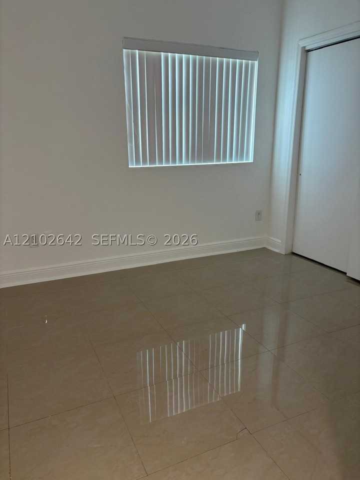 15051 Royal Oaks Ln #1606 - Photo 4 of 17