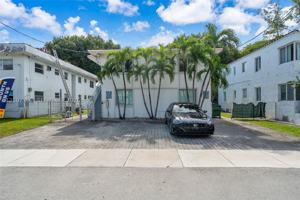 featured image of 560 Ne 63rd St #4