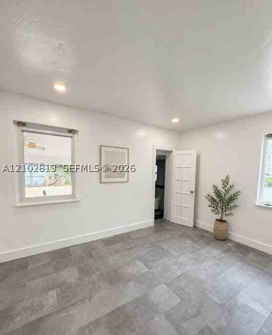 4111 Nw 5th St - Photo 7 of 17