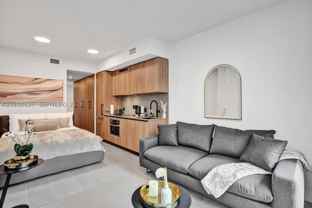 121 Ne 5th St #512A - Photo 1 of 1