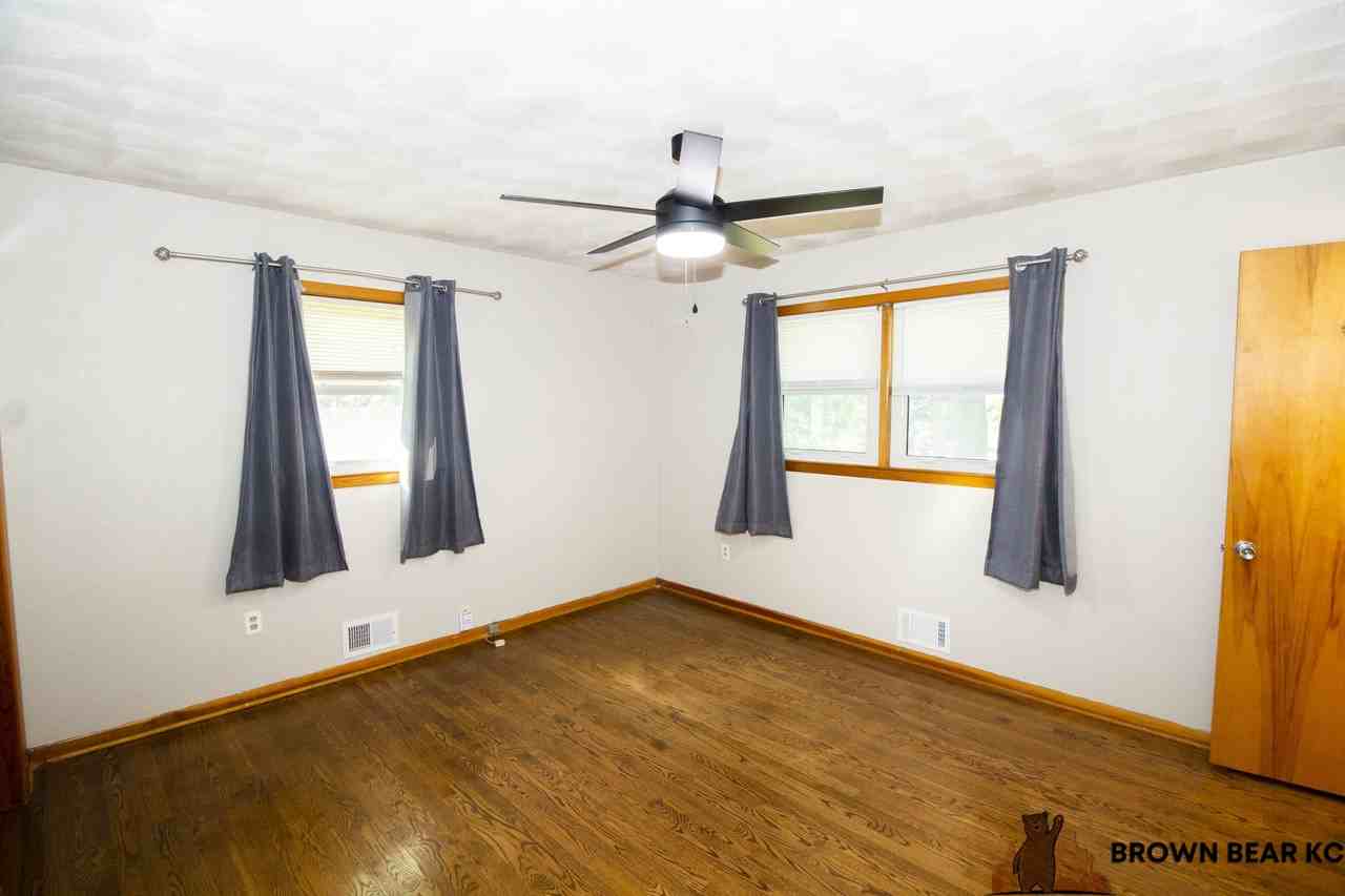 1702 Ne 76th St #1 - Photo 5 of 17