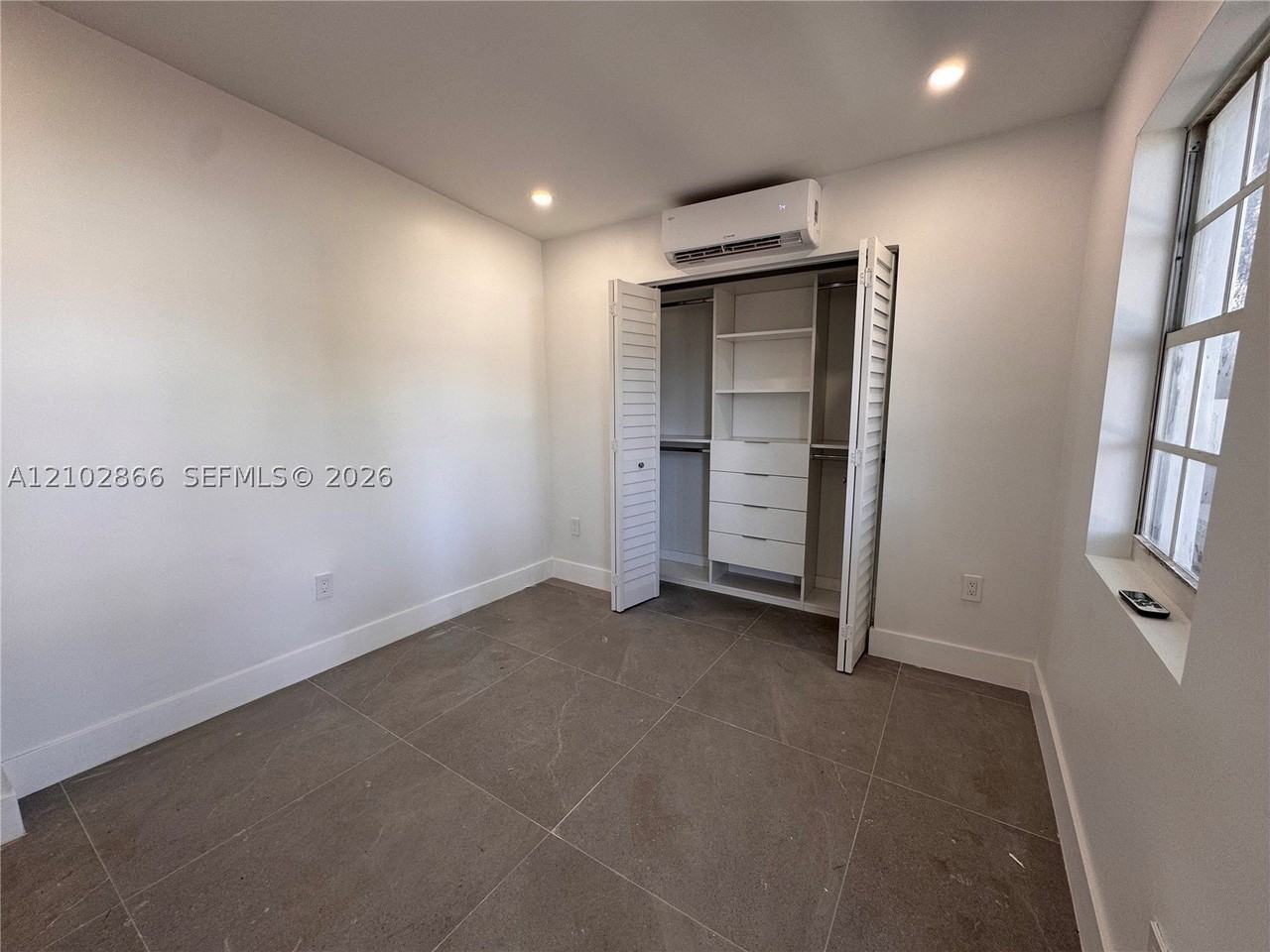 2952 Sw 27th Ter #REAR - Photo 3 of 10