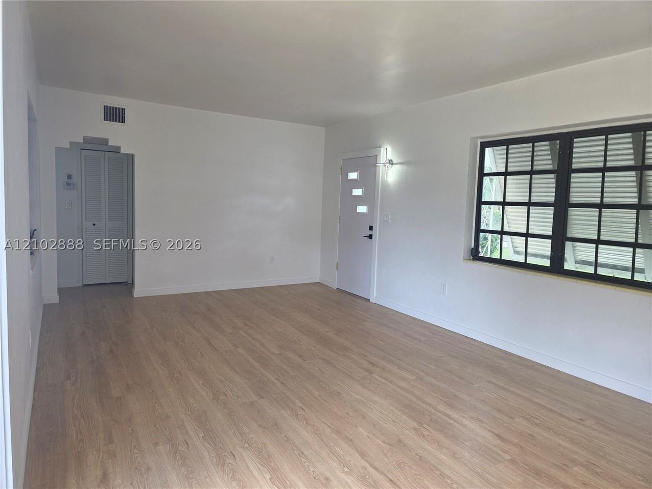 5811 Sw 20th St #5811 - Photo 5 of 44