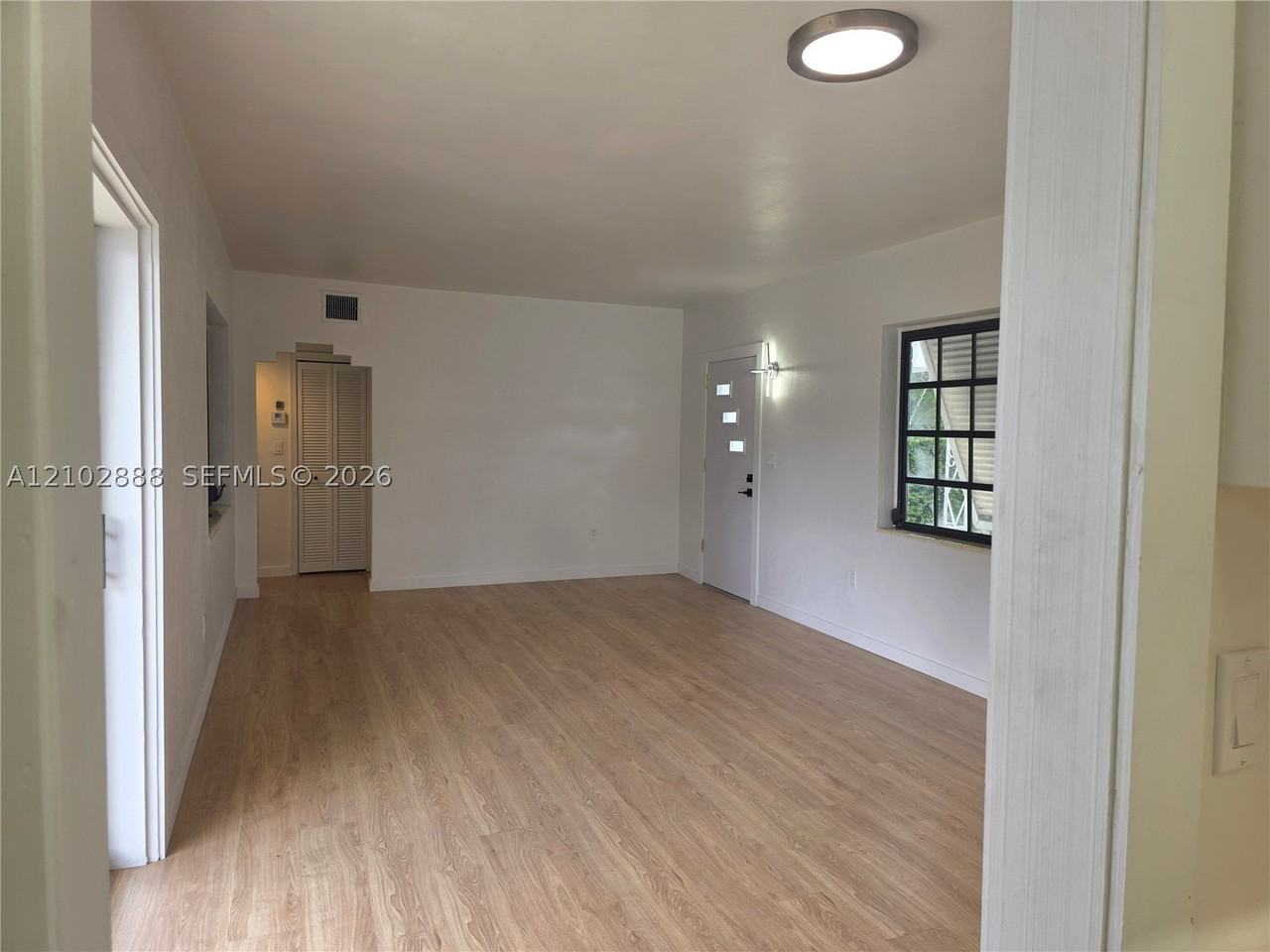 5811 Sw 20th St #5811 - Photo 7 of 44