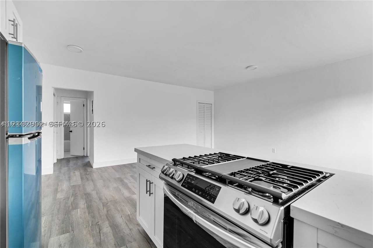 780 73rd St #9 - Photo 2 of 8