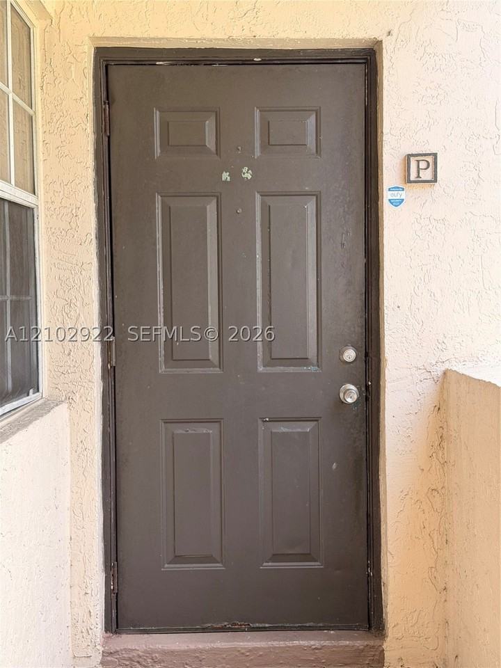 891 Cypress Park Way #P6 - Photo 4 of 14