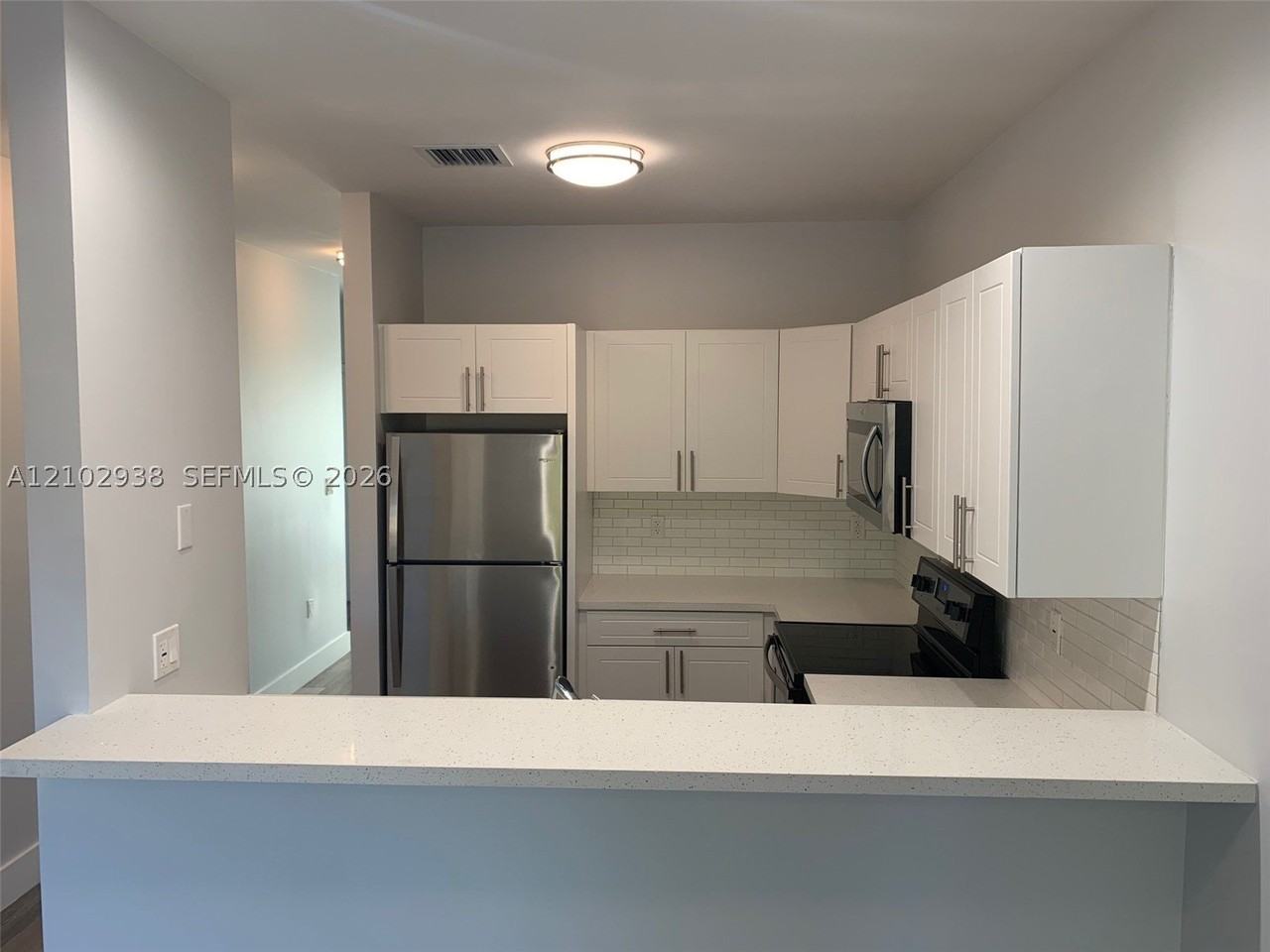 801 E 28th St #801 - Photo 7 of 17