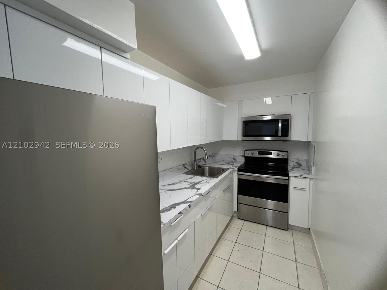 4721 Nw 7th St #205-12 - Photo 4 of 20