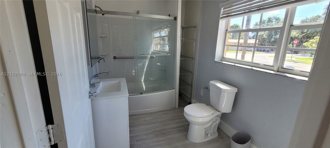 4801 Nw 3rd St #2 - Photo 2 of 13