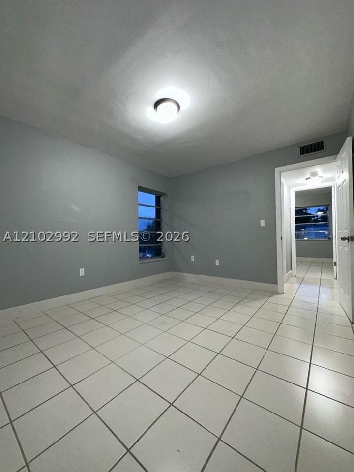 145 Sw 30th Ct #207B - Photo 7 of 10