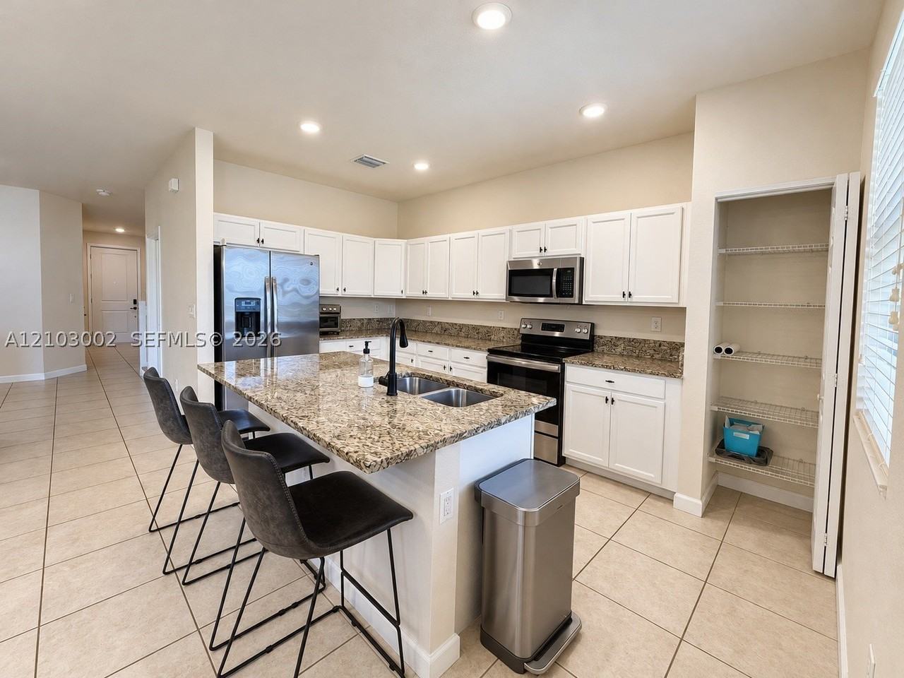 25172 Sw 115th Ave #25172 - Photo 3 of 32