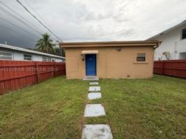 featured image of 1734 Madison St #1736A