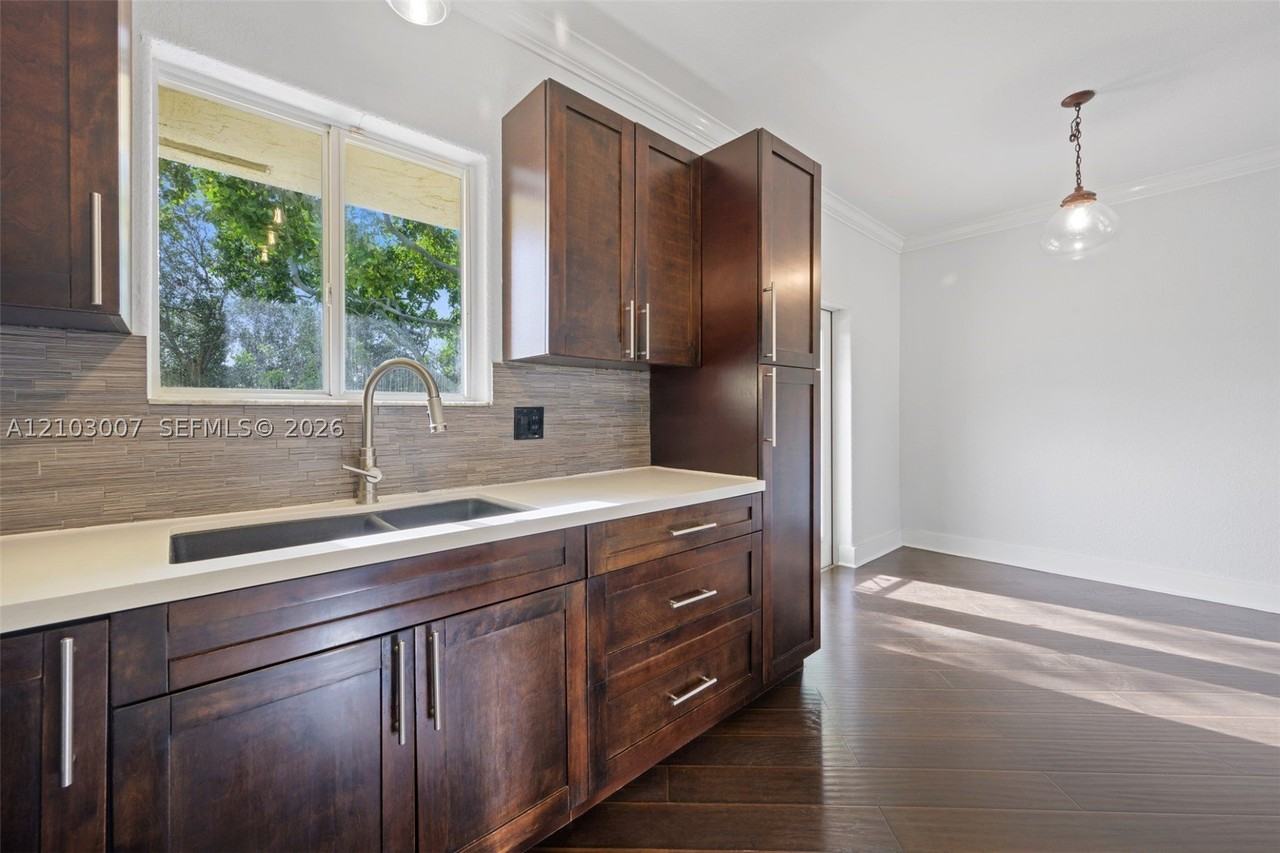 7230 Nw 174th Ter #204 - Photo 3 of 25