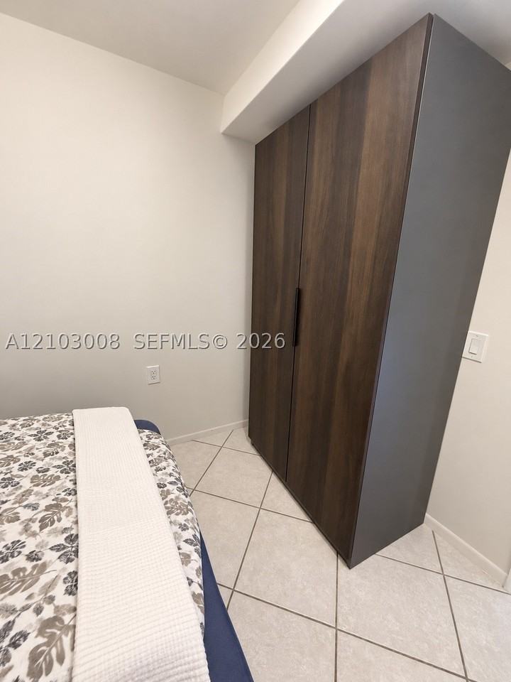 1207 Bahama Bnd #E1 - Photo 6 of 8