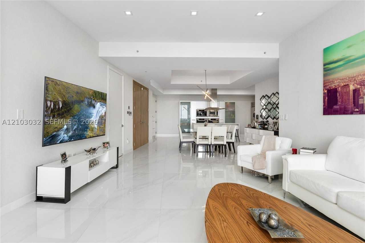 18201 Collins Ave #3504 - Photo 6 of 45
