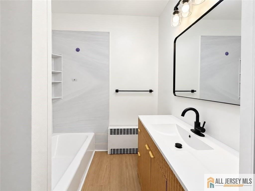 54 Park Ave - Photo 6 of 10