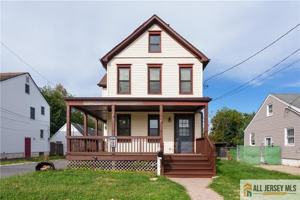 featured image of 12 Fox Rd