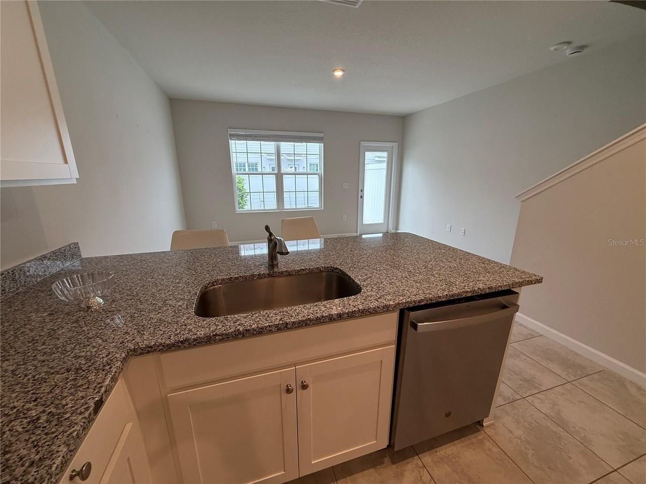 4724 Old Blush St - Photo 7 of 30