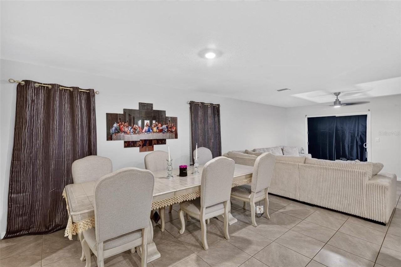 1230 Nw 248th Dr - Photo 5 of 33