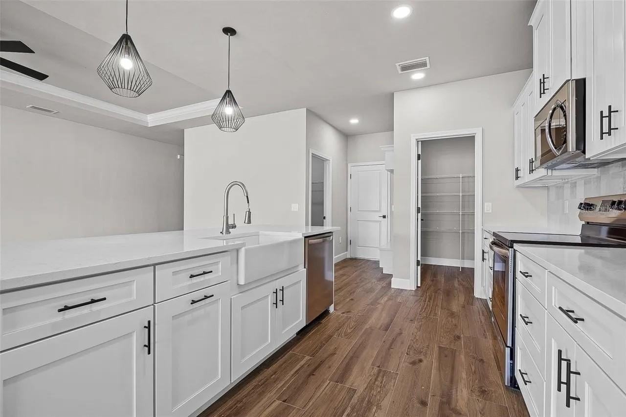 6724 Sw 12th Ln - Photo 5 of 21