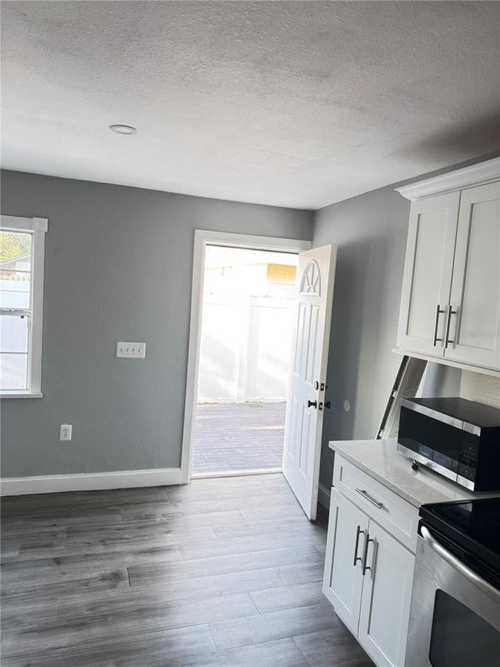 3422 Jon Jon Dr #2 - Photo 2 of 13