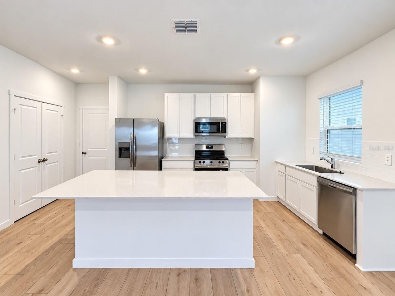 5109 Marlberry Ct - Photo 4 of 18