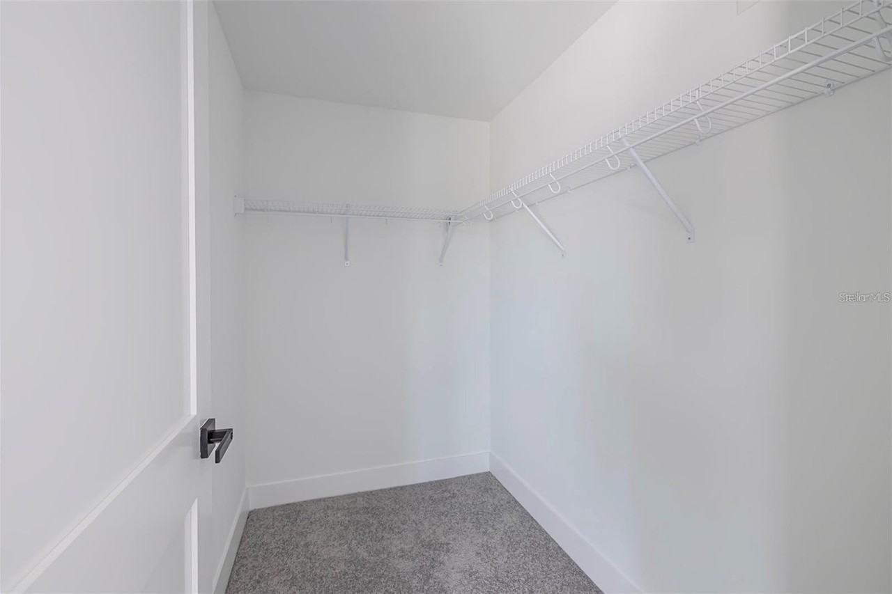 2049 Barroso St - Photo 2 of 11