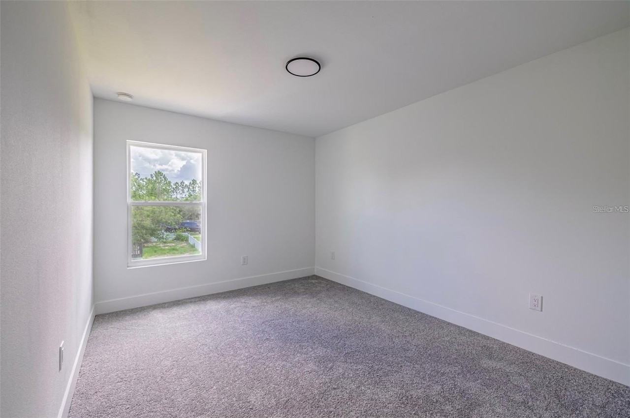 2049 Barroso St - Photo 3 of 11