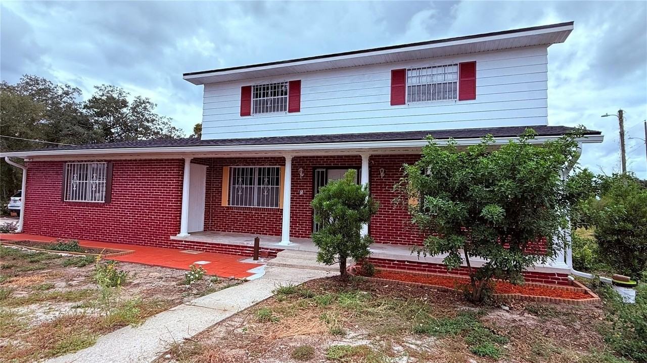 548 Martin Luther King Blvd Ne - Photo 2 of 39