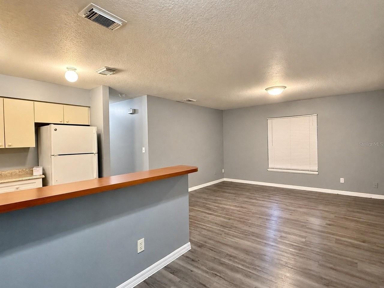 3514 E Mohawk Ave - Photo 6 of 16