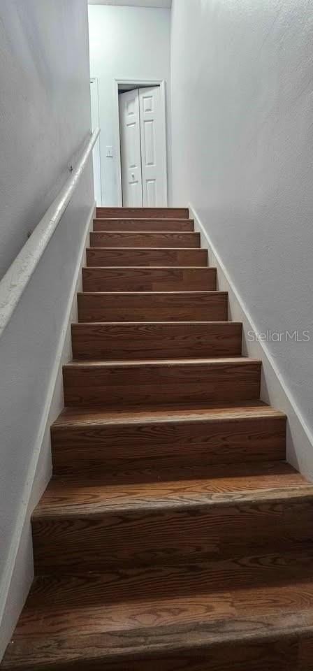 30132 Barnaby Ln - Photo 4 of 9