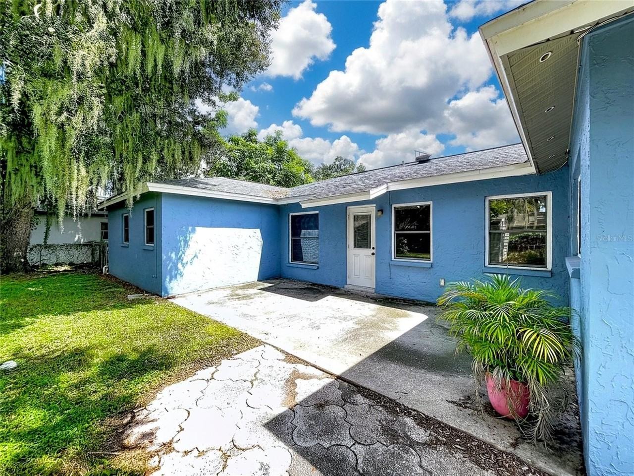 903 Tangelo Pl - Photo 4 of 37