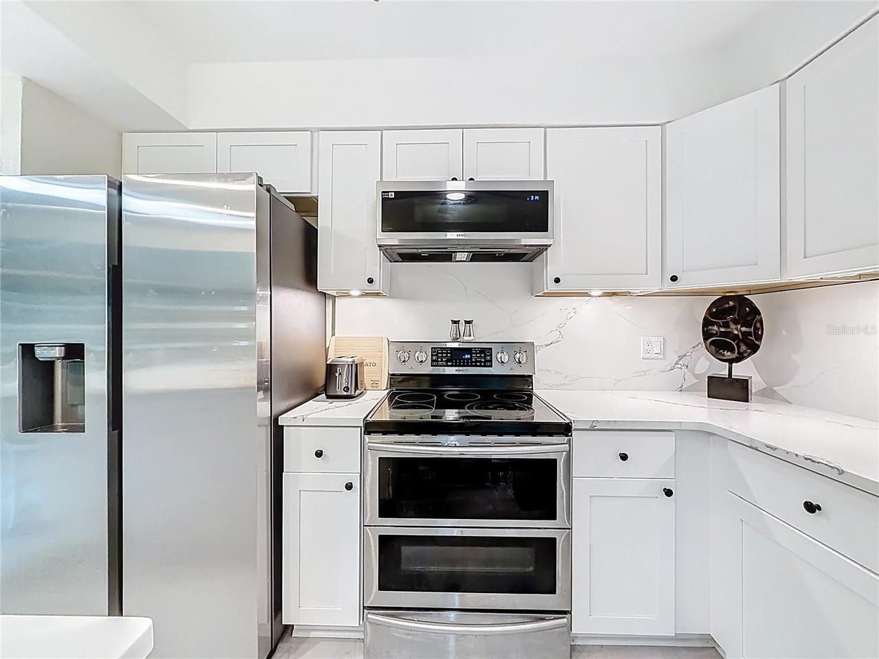 6170 7th Ave N - Photo 6 of 24