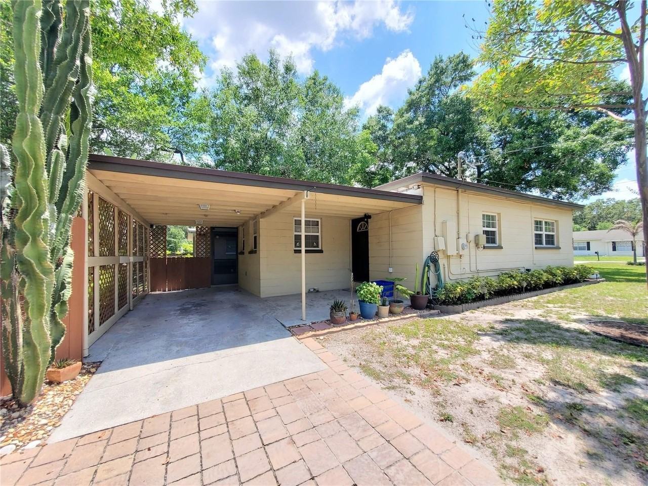 10931 N Edison Ave - Photo 2 of 23