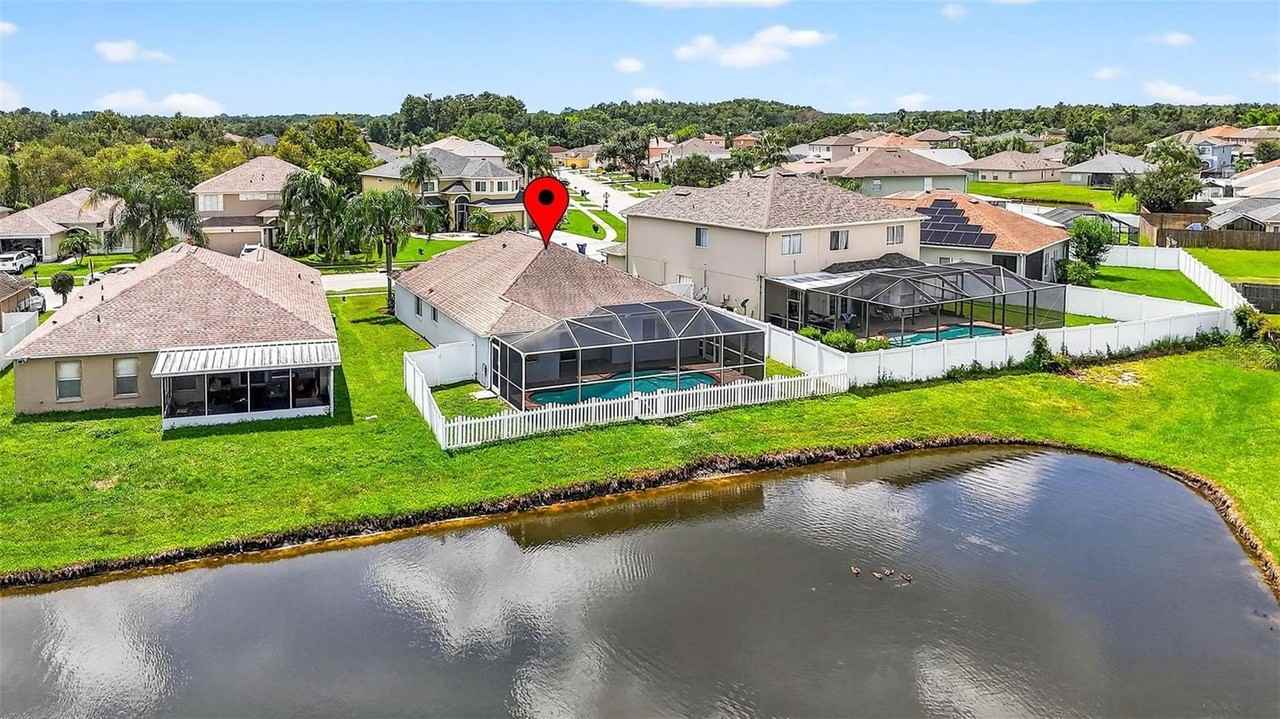 1434 Ocean Reef Rd - Photo 5 of 50