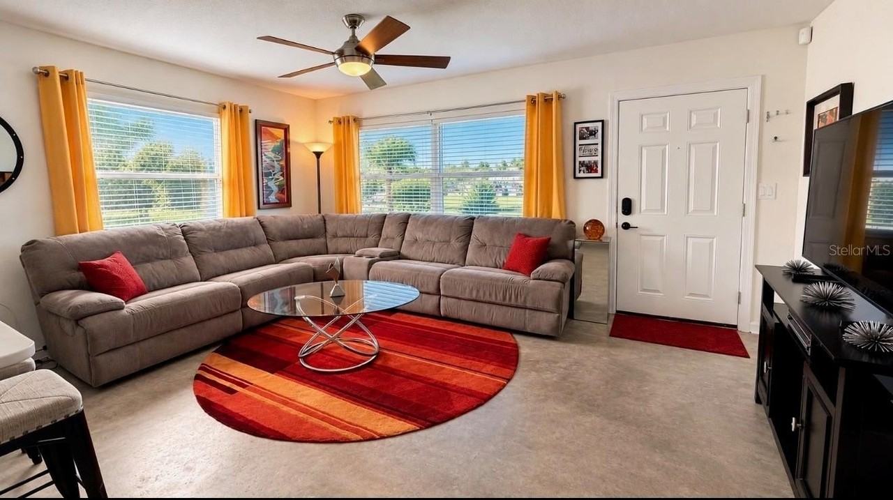 3952 14th Ave N - Photo 5 of 13