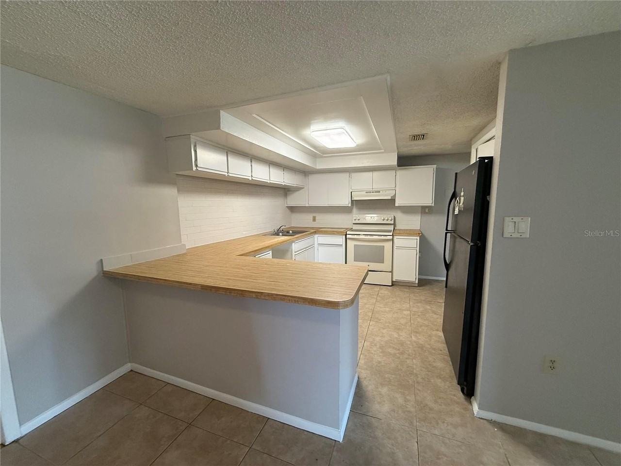 3425 Woodcock Dr - Photo 5 of 17