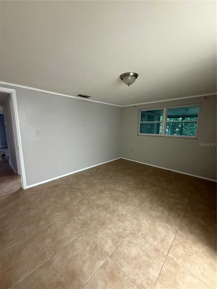 3425 Woodcock Dr - Photo 7 of 17