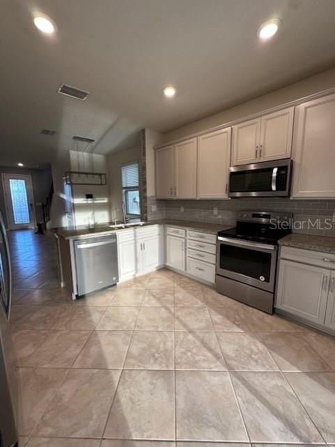 7763 Yale Harbor Dr - Photo 3 of 22